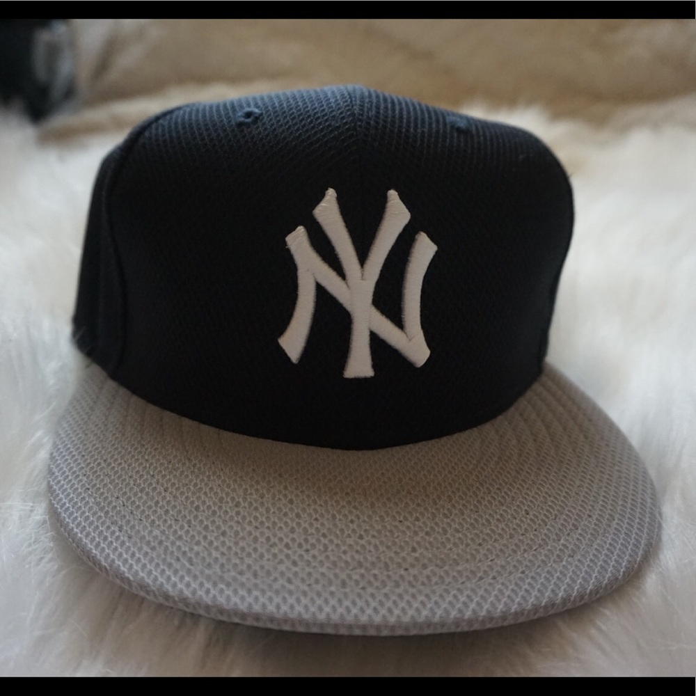 New York Yankees hat